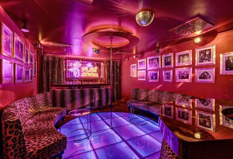 酒店 Romeos Ibiza Adults Only