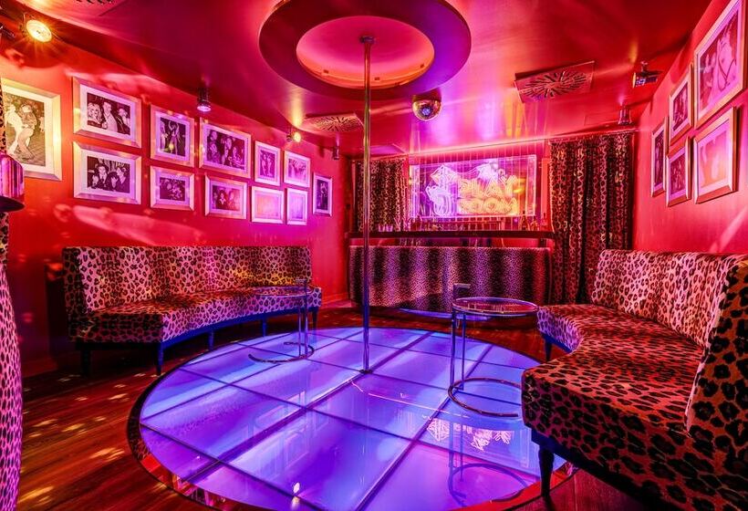 酒店 Romeos Ibiza Adults Only