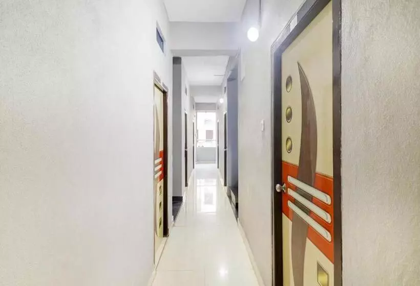 هتل O Srinidhi Inn Near Bharat Nagar Metro Station