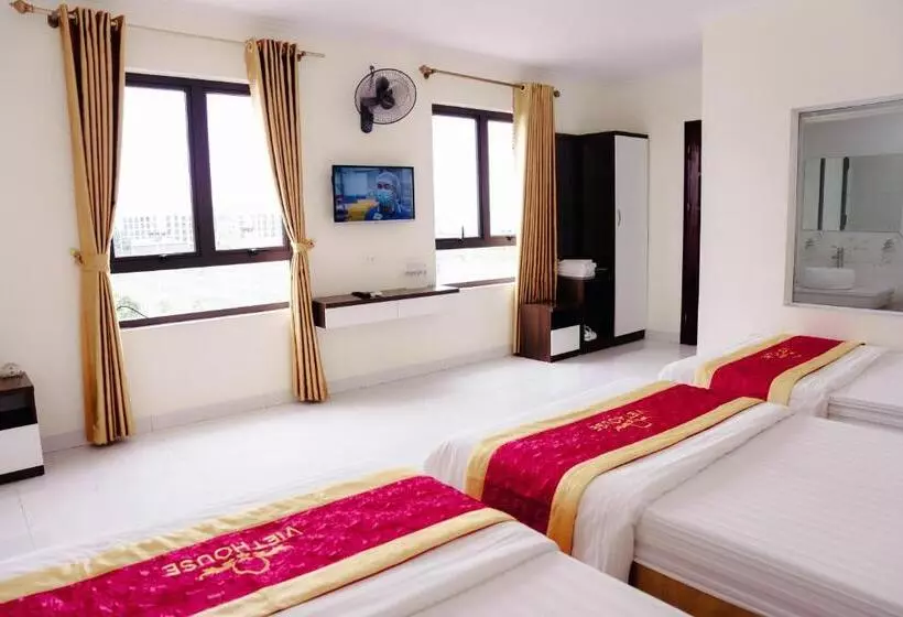 Viethouse Hotel Hạ Long