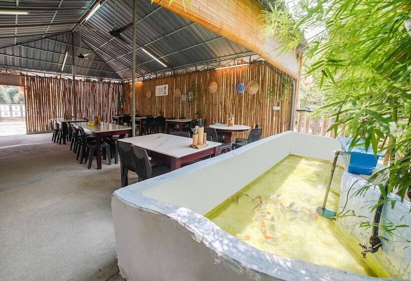 هتل Capital O 89374 Ohana Restaurant & Homestay