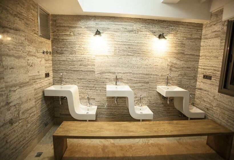 هتل Lion Park Suites & Residence