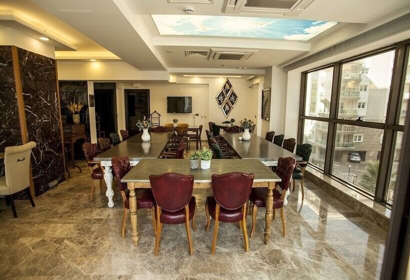 هتل Lion Park Suites & Residence