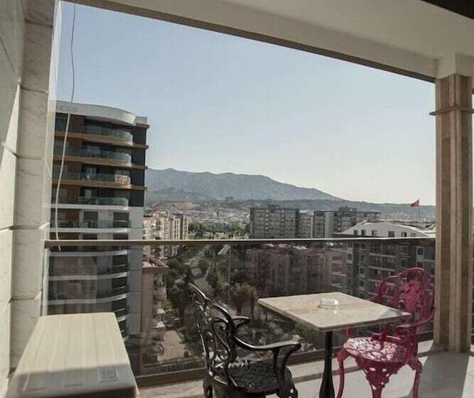 هتل Lion Park Suites & Residence