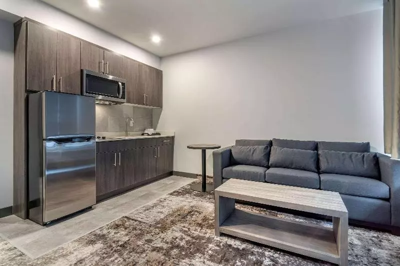 The Hue Hotel, Ascend Hotel Collection