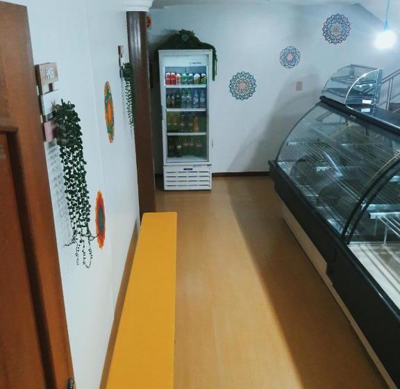 住宿加早餐  Your Hostel