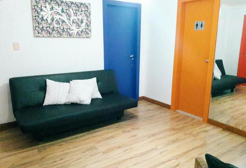 住宿加早餐  Your Hostel