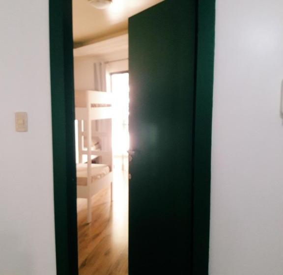 住宿加早餐  Your Hostel