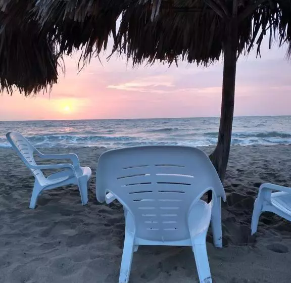 Hotelli Cabaña Playa Danray