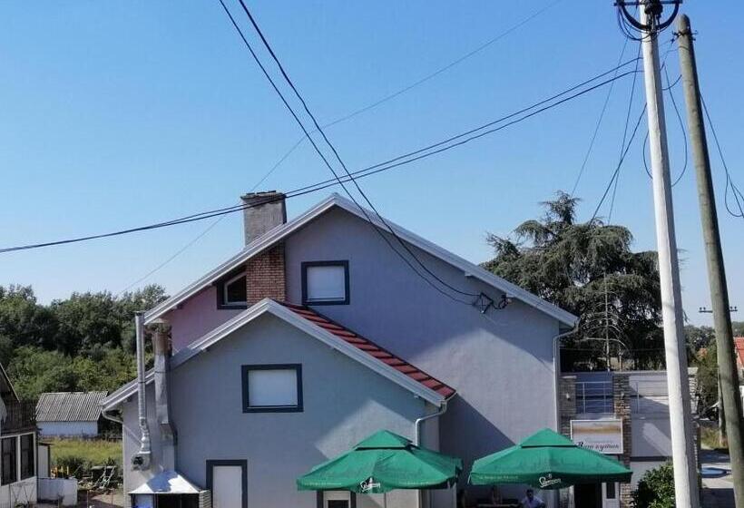 مُتل Vaš Kutak   Sobe Lux Za Izdavanje