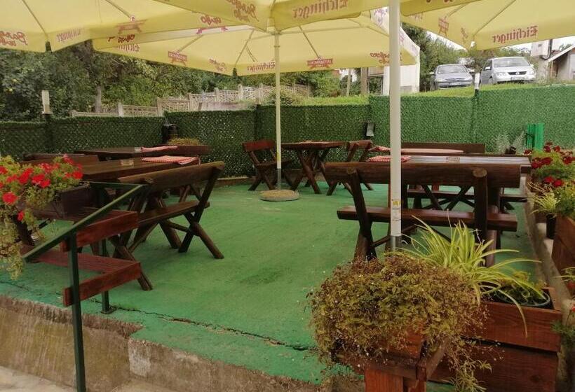 مُتل Vaš Kutak   Sobe Lux Za Izdavanje