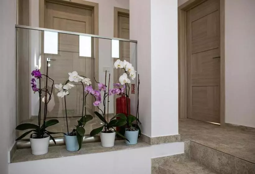 Majatalo Airport House