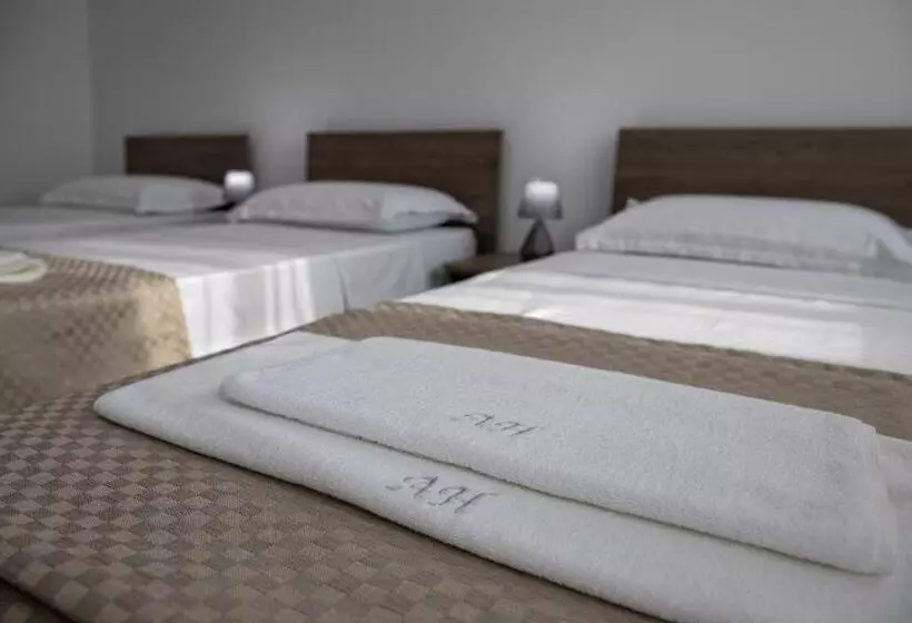 Majatalo Airport House