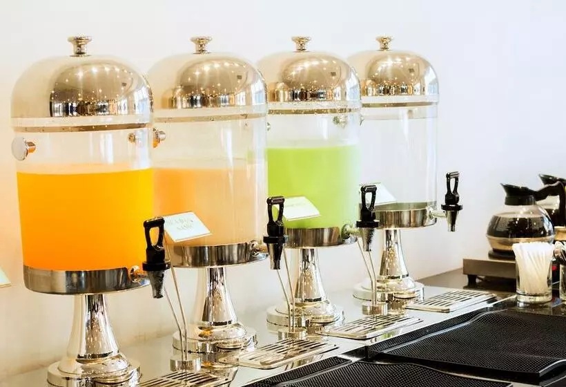 هتل Mermaid Seaside