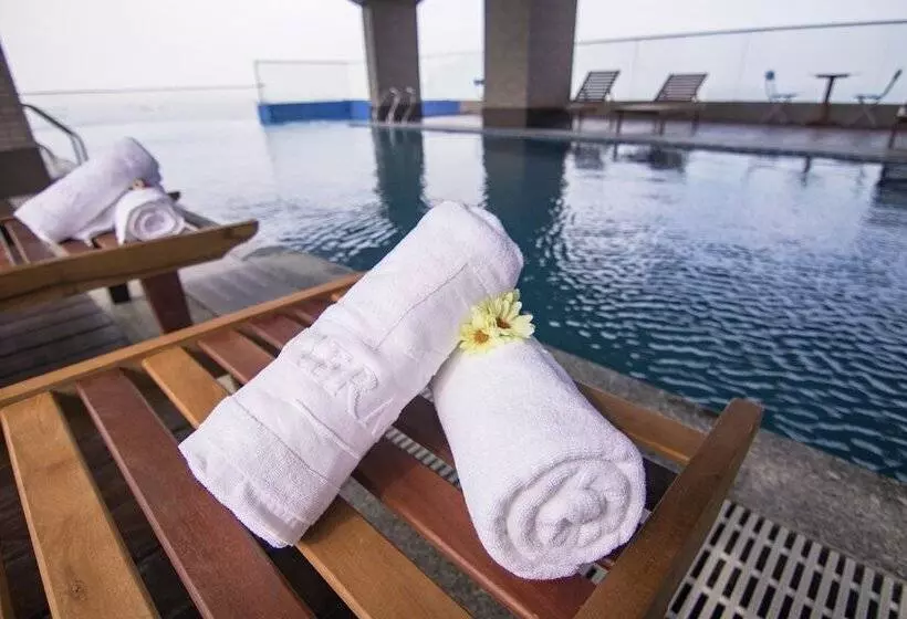 هتل Mermaid Seaside