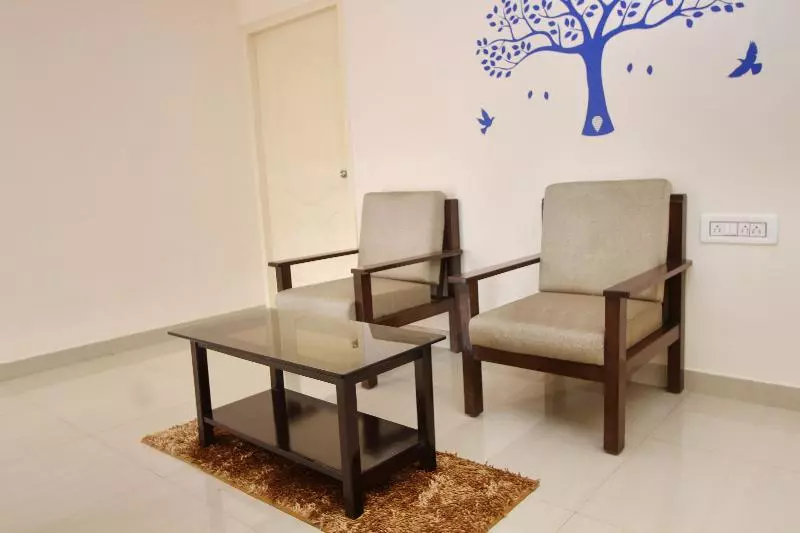 ホテル Capital O 2235 Oh My Rooms Indranagar