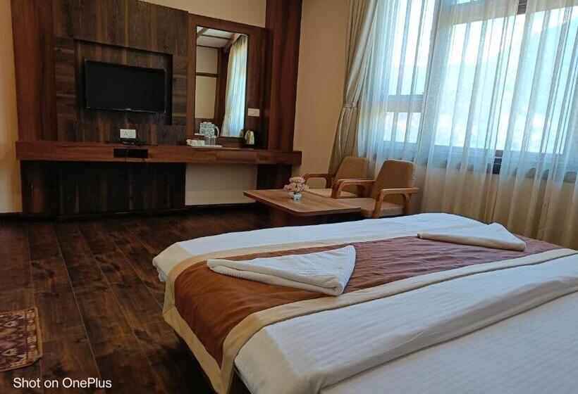 فندق Shambala Inn