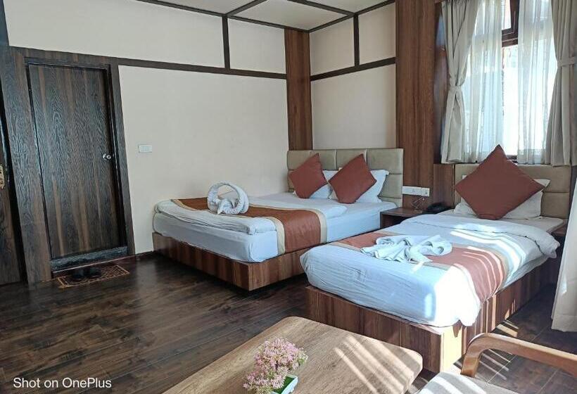 فندق Shambala Inn