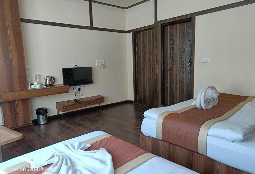 فندق Shambala Inn