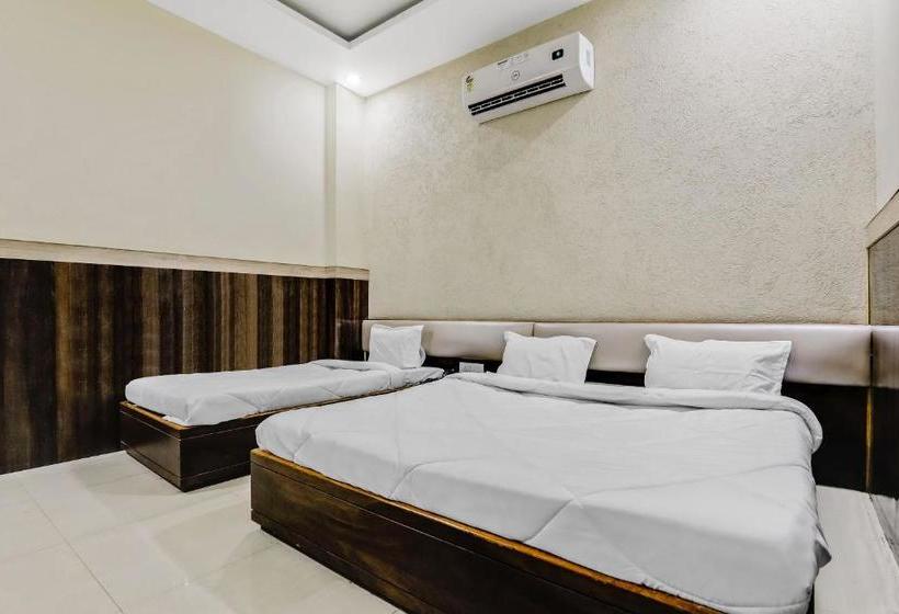 هتل Spot On 49970 Mahadev Guest House