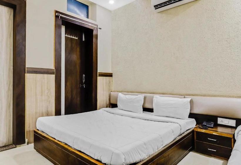 هتل Spot On 49970 Mahadev Guest House