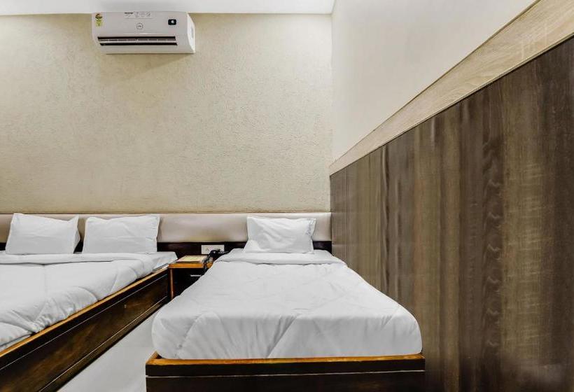 هتل Spot On 49970 Mahadev Guest House