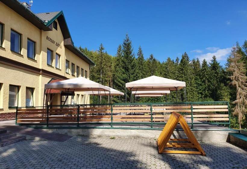 Пансион Rs Bernov Zátiší