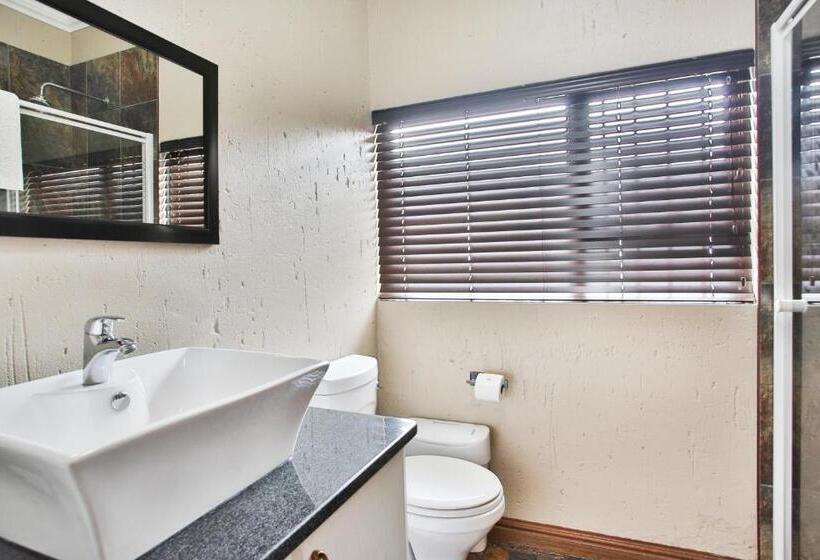 ペンション The Wild Olive Guesthouse