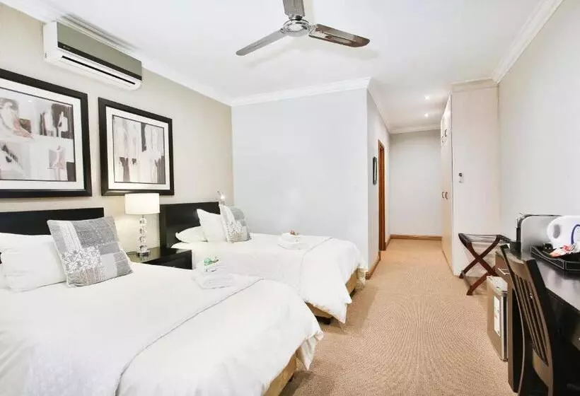 Majatalo The Wild Olive Guesthouse