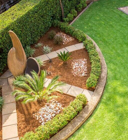 ペンション The Wild Olive Guesthouse