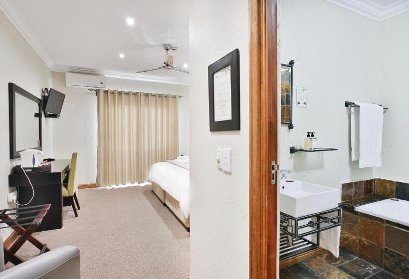 ペンション The Wild Olive Guesthouse