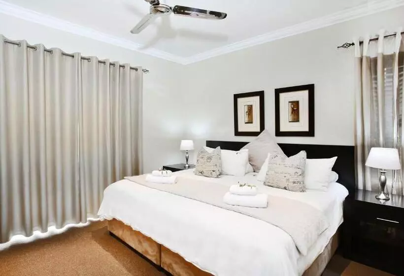 Majatalo The Wild Olive Guesthouse