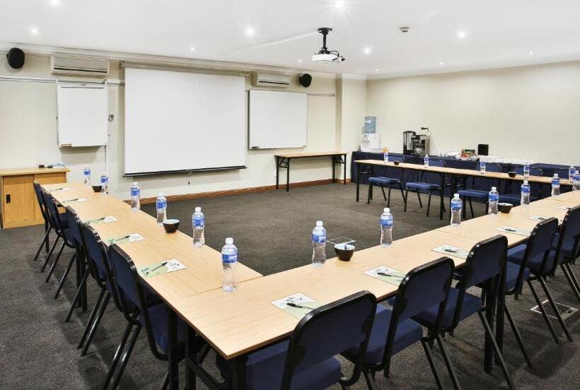 ペンション The Wild Olive Guesthouse