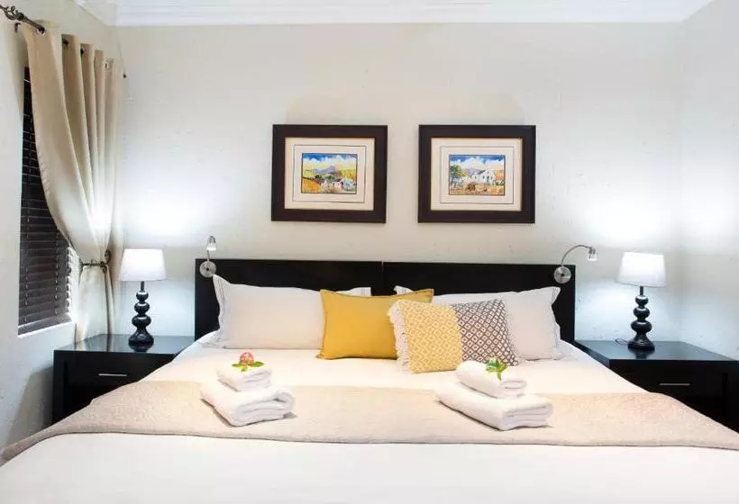 Majatalo The Wild Olive Guesthouse