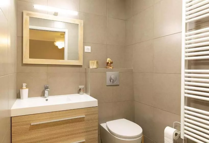 ベッドアンドブレックファースト Les Dames Jeannes