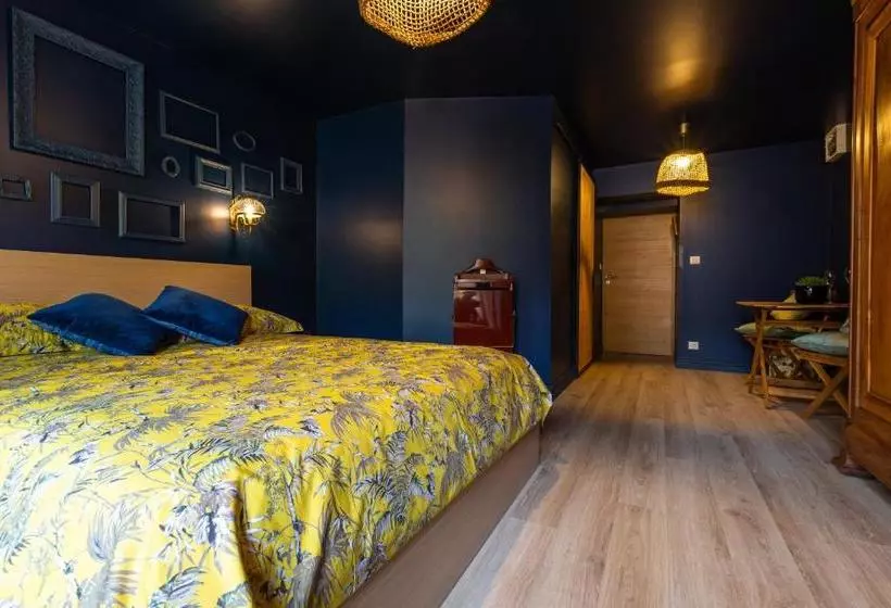 ベッドアンドブレックファースト Les Dames Jeannes