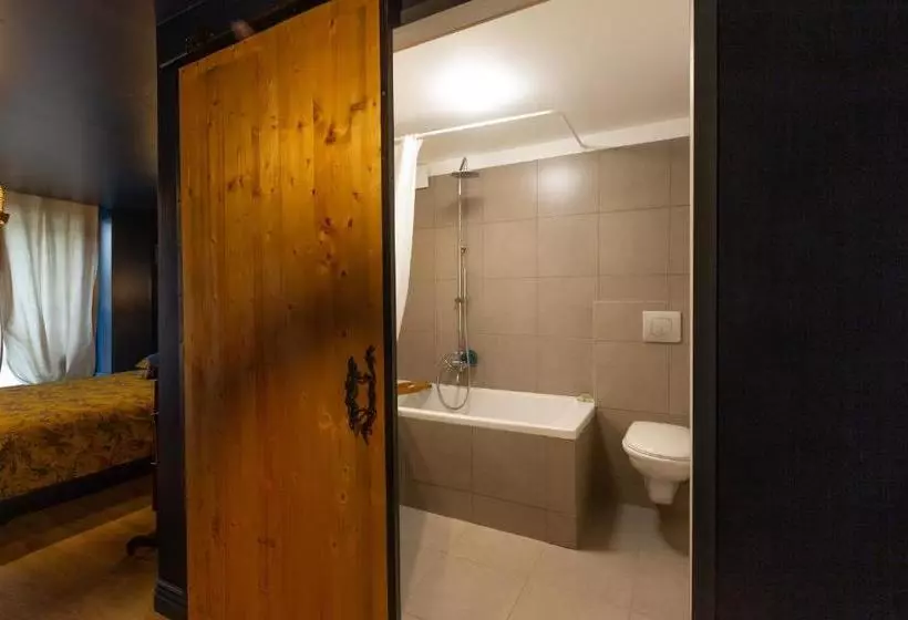 ベッドアンドブレックファースト Les Dames Jeannes