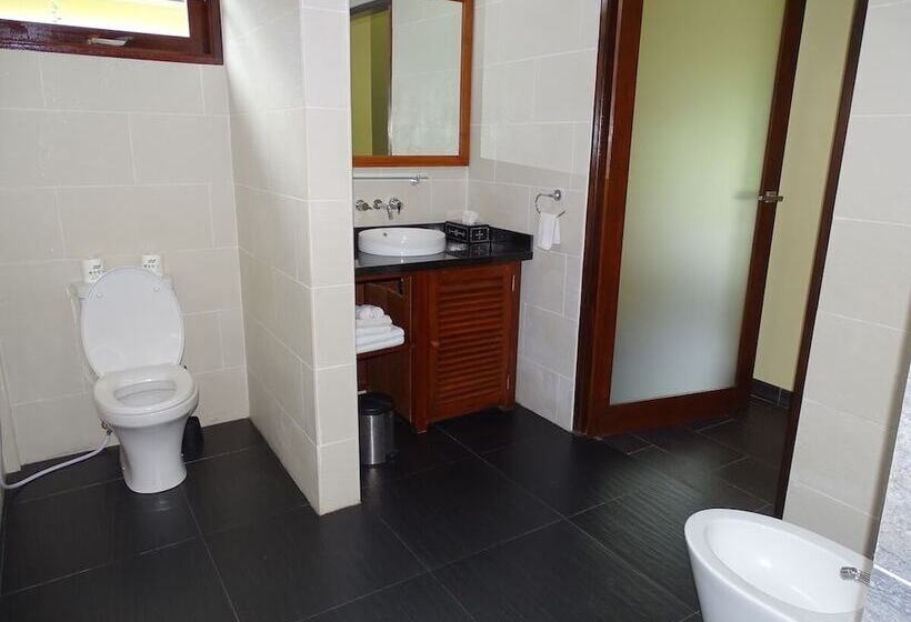 هتل Bale Solah Lombok Holiday Resort