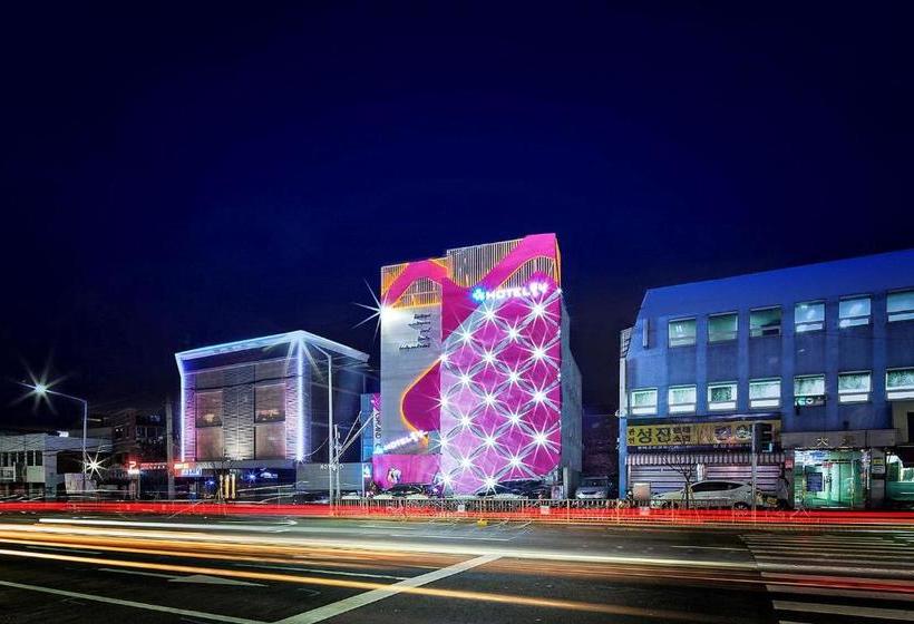 فندق على الطريق Plein