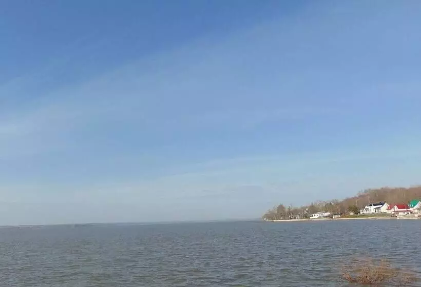 簡易ホテル L'auberge De Quai