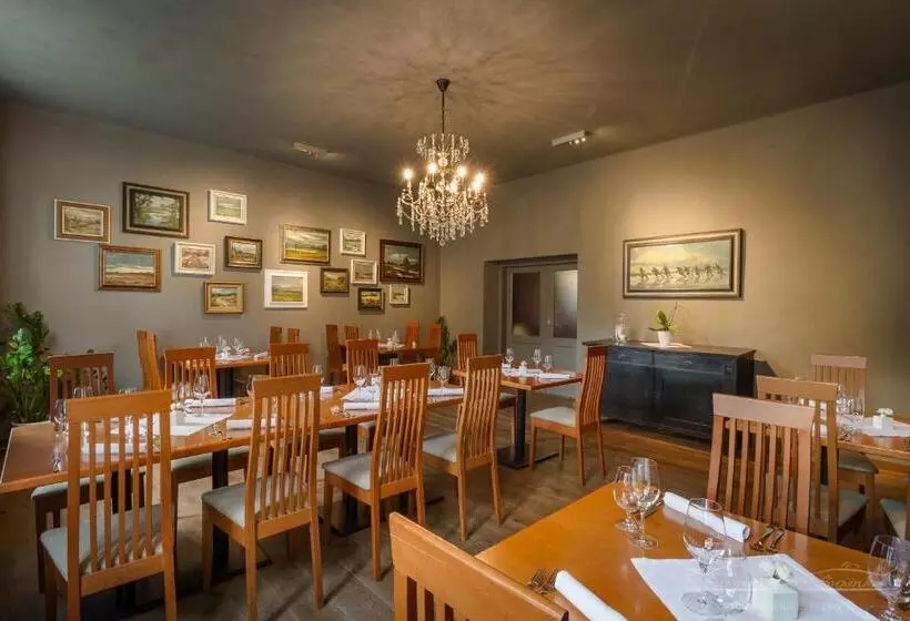 ホテル Apartmány šupina