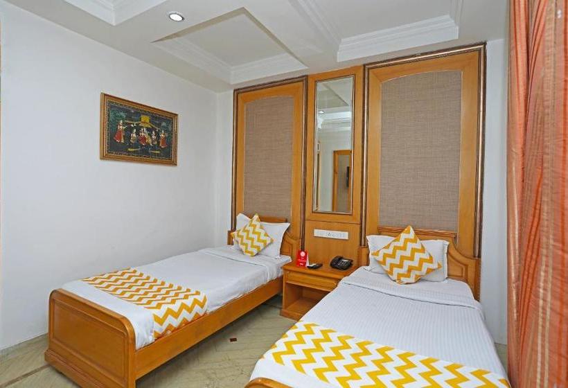 Отель Oyo 5166 Castle Lalpura