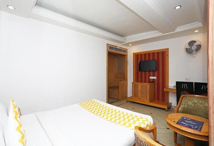 Отель Oyo 5166 Castle Lalpura