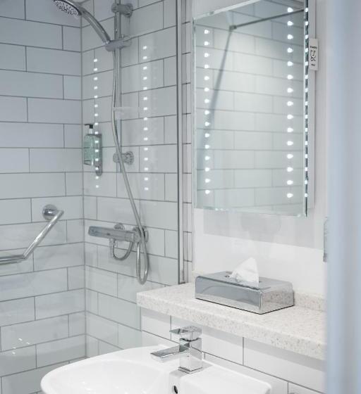 호텔 The Castle By Innkeeper S Collection