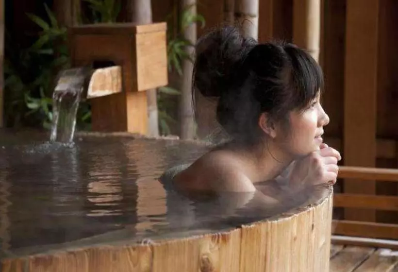 旅館 Matsunoya Kasen