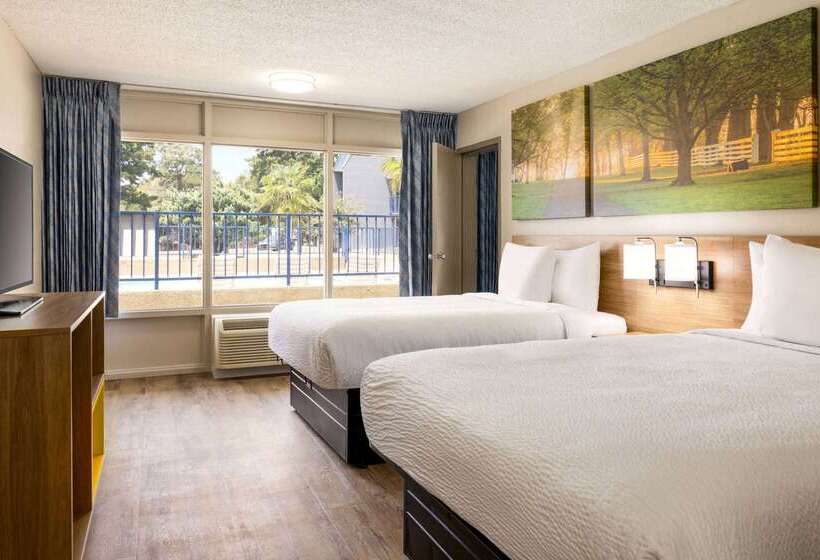 Hotel Days Inn By Wyndham Mccomb Ms