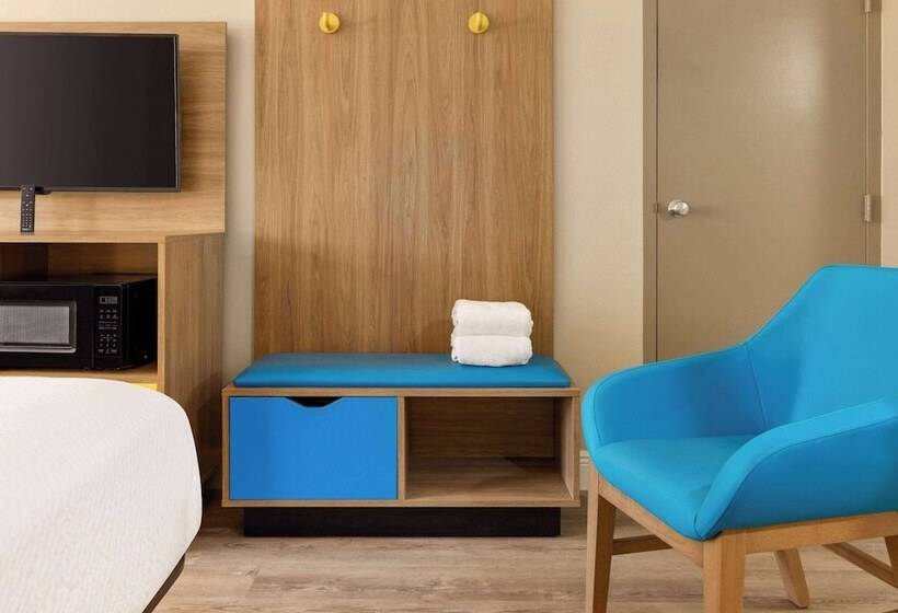 Hotel Days Inn By Wyndham Mccomb Ms