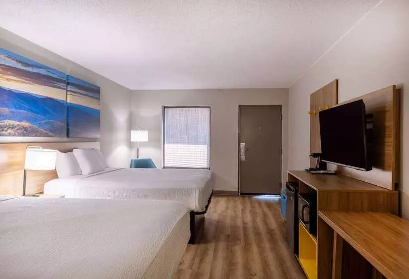 ホテル Days Inn By Wyndham Mooresville Lake Norman