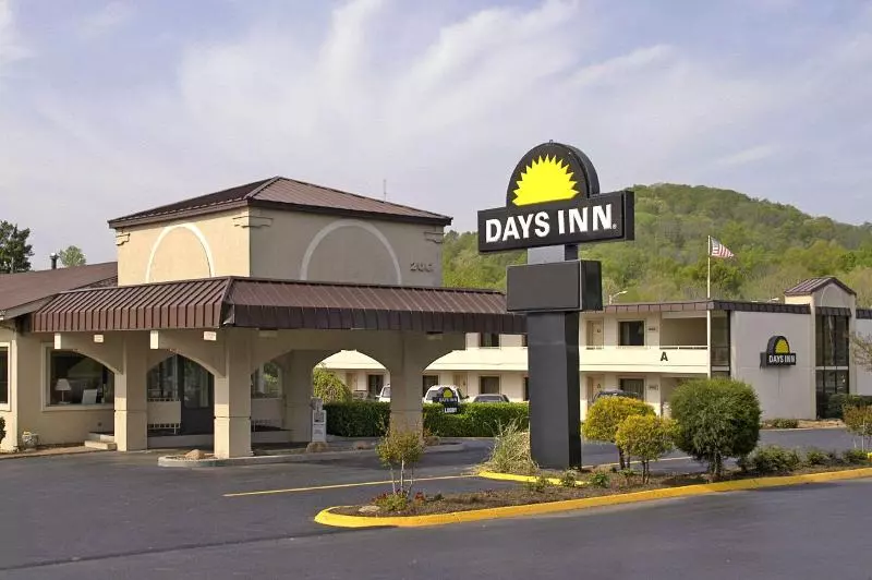 호텔 Days Inn By Wyndham Oak Ridge Knoxville