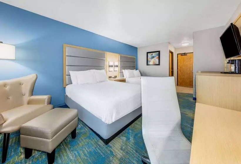هتل Days Inn By Wyndham Springville